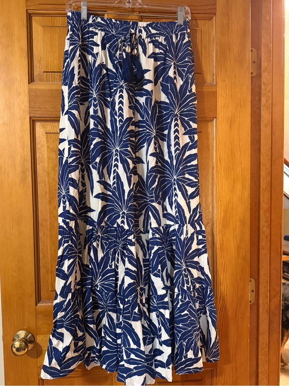 True Destinations Resort Wear Flare Pants/Beach Coverup. Size Medium
